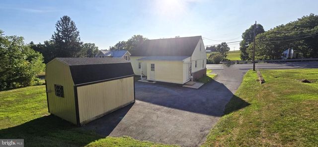 9258 TOMSTOWN RD, Waynesboro, PA 17268