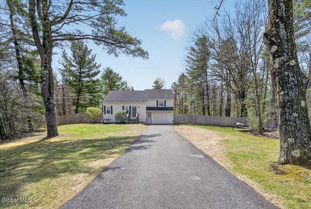 715 Church Road, Glenville, NY 12302