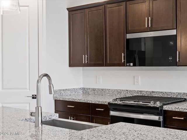 37446 W SAN ILDEFANSO Avenue, Maricopa, AZ 85138