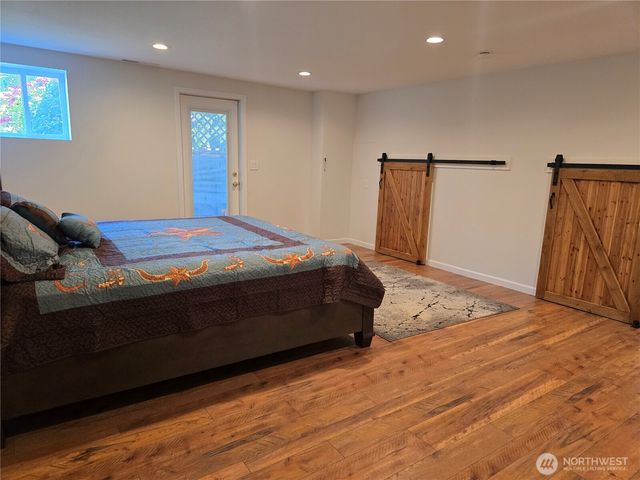14799 Avon Allen Road, Mount Vernon, WA 98273