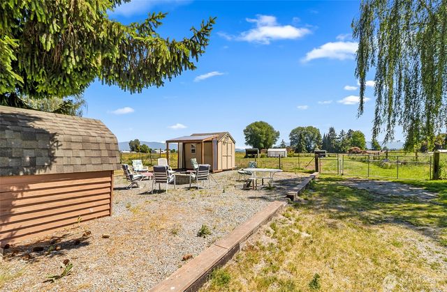 14799 Avon Allen Road, Mount Vernon, WA 98273