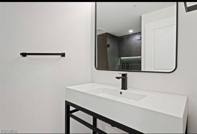 5781 Cape Harbour DR 603, Cape Coral, FL 33914