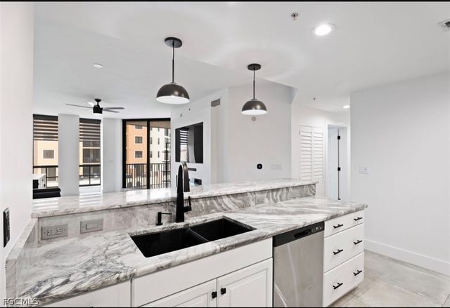 5781 Cape Harbour DR 603, Cape Coral, FL 33914