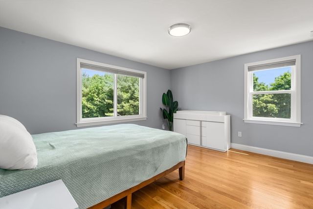 5 Patrick Cir, Stoneham, MA 02180