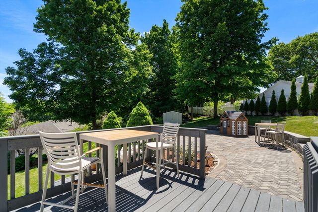 5 Patrick Cir, Stoneham, MA 02180