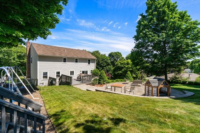 5 Patrick Cir, Stoneham, MA 02180