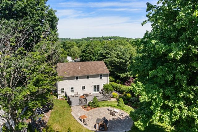 5 Patrick Cir, Stoneham, MA 02180