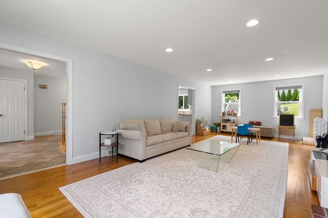 5 Patrick Cir, Stoneham, MA 02180