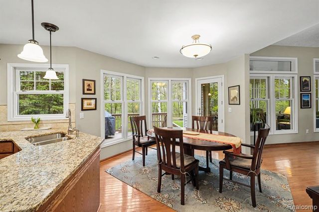 7690 Allen Road, Clarkston, MI 48348
