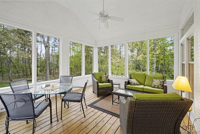 7690 Allen Road, Clarkston, MI 48348