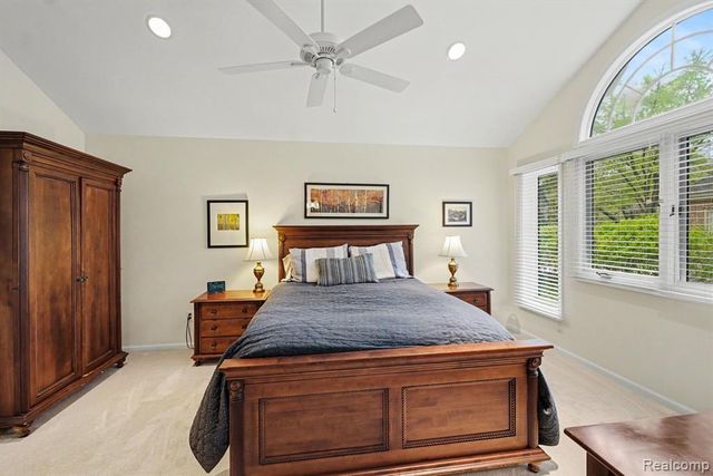 7690 Allen Road, Clarkston, MI 48348