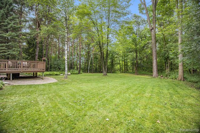 7690 Allen Road, Clarkston, MI 48348