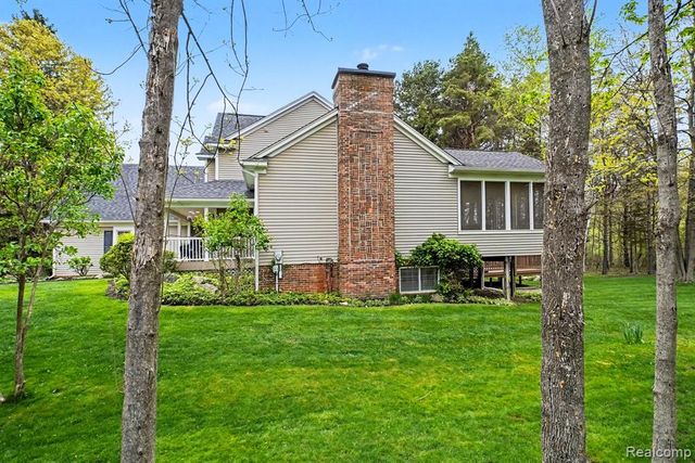 7690 Allen Road, Clarkston, MI 48348
