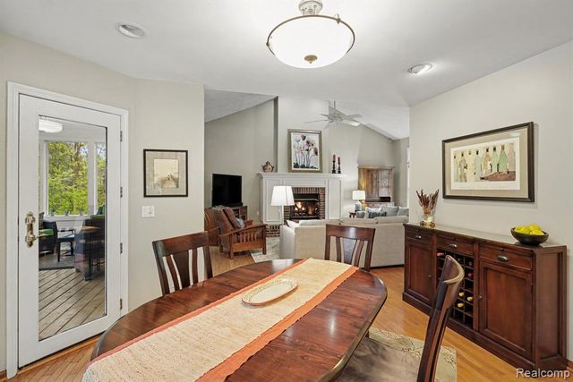 7690 Allen Road, Clarkston, MI 48348