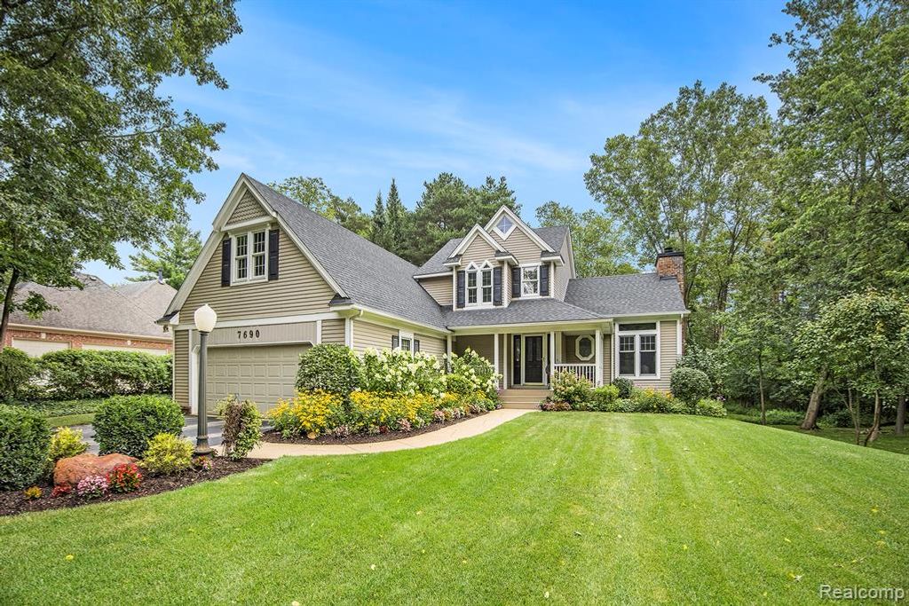 7690 Allen Road, Clarkston, MI 48348