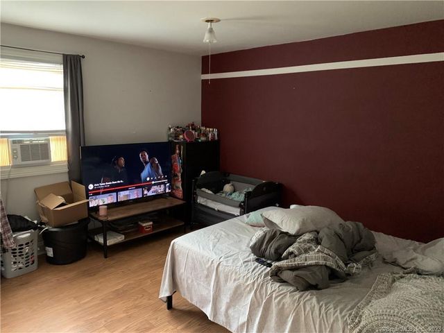 15 Spring Hill Avenue, Norwalk, CT 06850