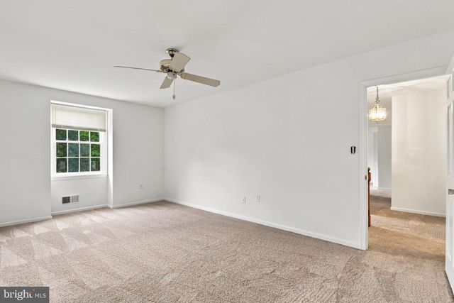 15 LOCHMOOR CT, Lutherville Timonium, MD 21093