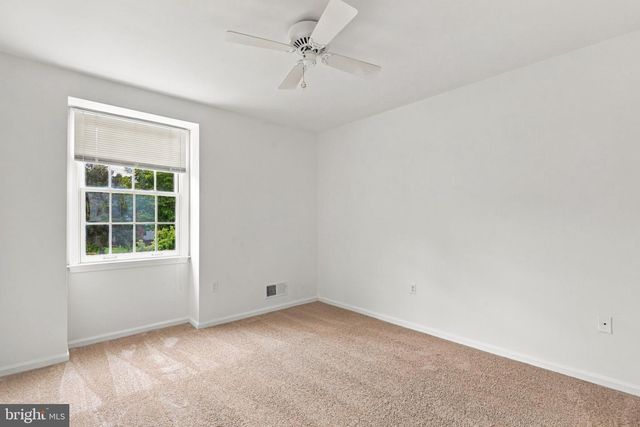 15 LOCHMOOR CT, Lutherville Timonium, MD 21093