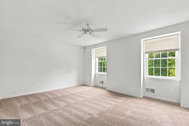 15 LOCHMOOR CT, Lutherville Timonium, MD 21093