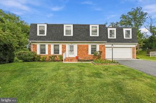 15 LOCHMOOR CT, Lutherville Timonium, MD 21093