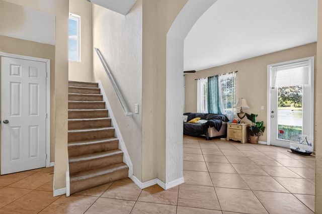 6720 Osage Circle, West Palm Beach, FL 33413