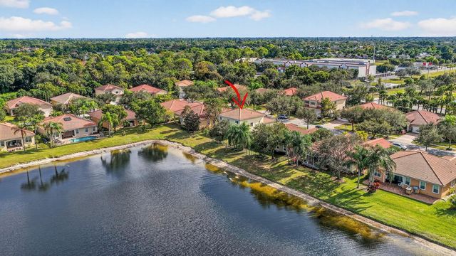 6720 Osage Circle, West Palm Beach, FL 33413