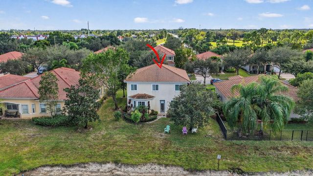 6720 Osage Circle, West Palm Beach, FL 33413
