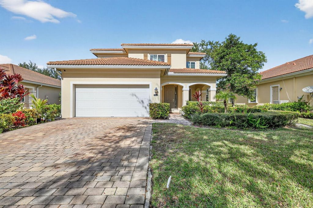 6720 Osage Circle, West Palm Beach, FL 33413