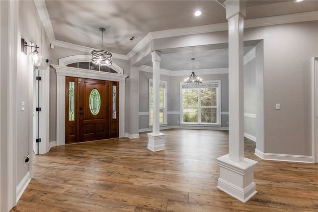 2104 Caribou Lane, Elm Springs, AR 72762