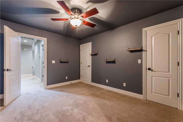 2104 Caribou Lane, Elm Springs, AR 72762