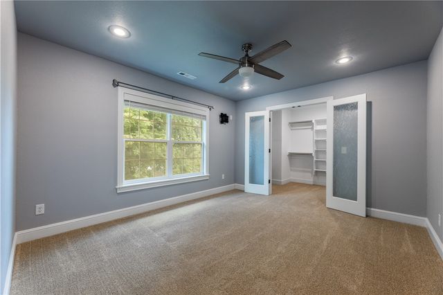 2104 Caribou Lane, Elm Springs, AR 72762