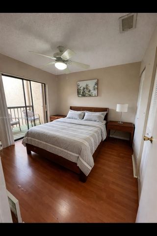 1471 NW 94th Ave 240, Pembroke Pines, FL 33024