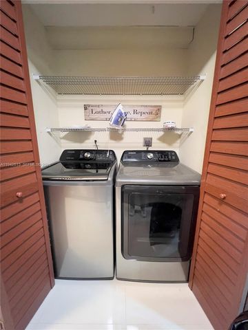 1471 NW 94th Ave 240, Pembroke Pines, FL 33024