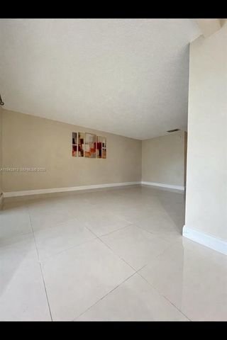 1471 NW 94th Ave 240, Pembroke Pines, FL 33024