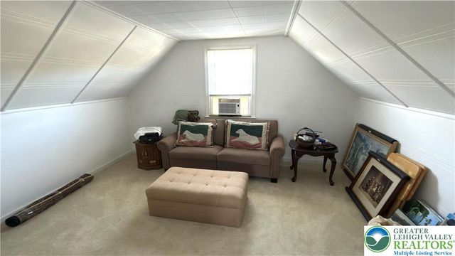 462 Maple Road, Hellertown Boro, PA 18055