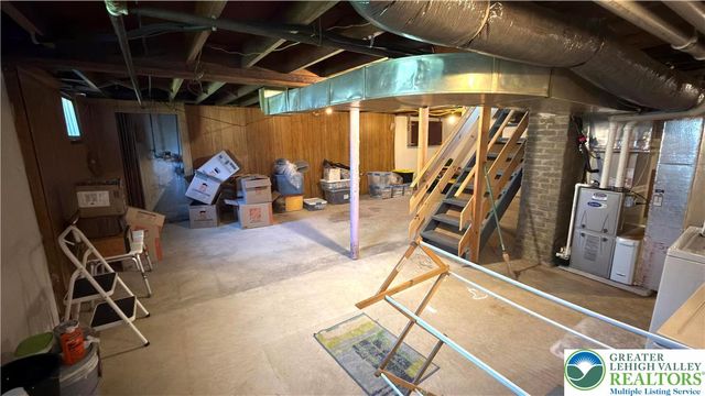 462 Maple Road, Hellertown Boro, PA 18055