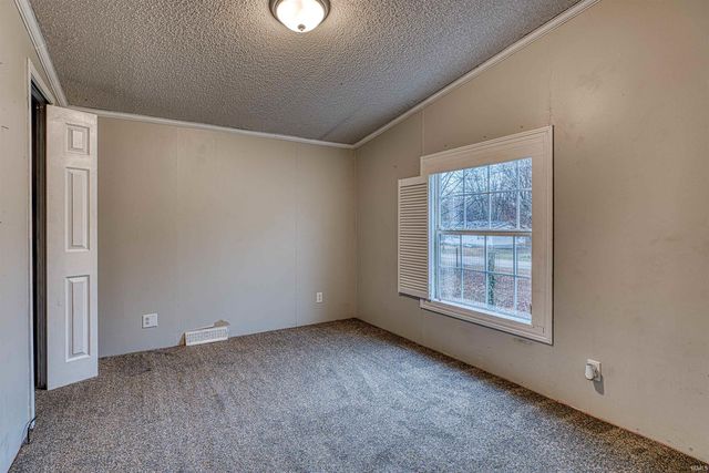 11101 Country Homes Drive, Evansville, IN 47712