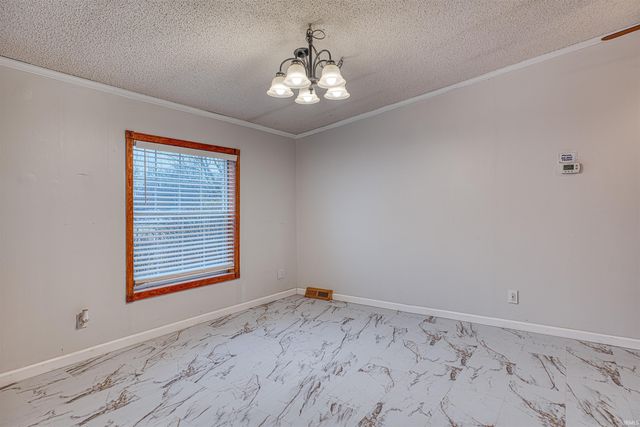 11101 Country Homes Drive, Evansville, IN 47712