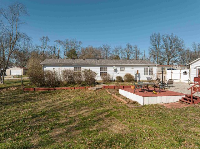 11101 Country Homes Drive, Evansville, IN 47712