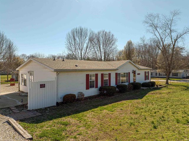 11101 Country Homes Drive, Evansville, IN 47712
