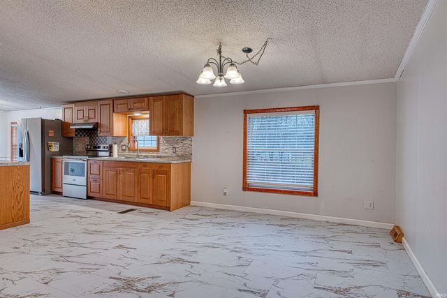 11101 Country Homes Drive, Evansville, IN 47712