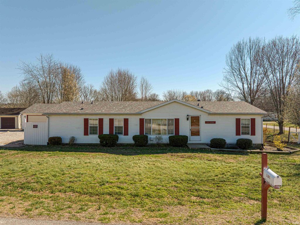11101 Country Homes Drive, Evansville, IN 47712
