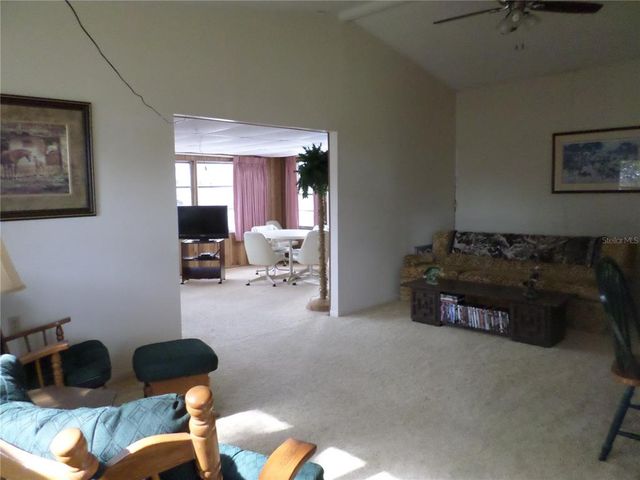 3037 SE 37TH AVENUE, Okeechobee, FL 34974