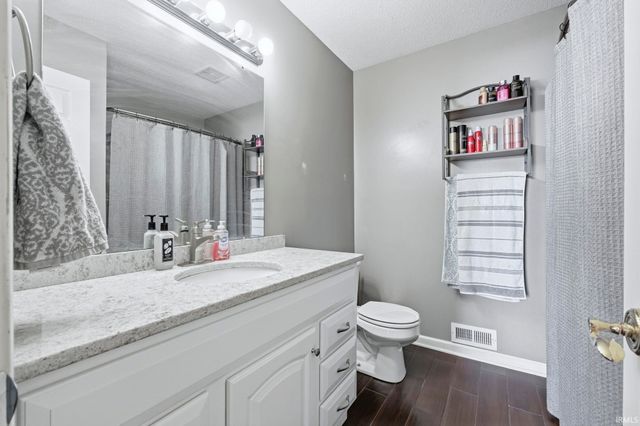 3007 Pomeroy Place, Fort Wayne, IN 46818