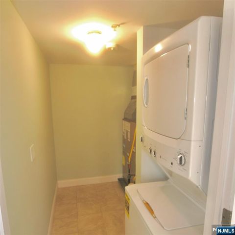 132 Union Avenue 405A, East Rutherford, NJ 07073