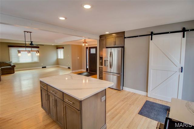 1705 Cordell Court, Godfrey, IL 62035