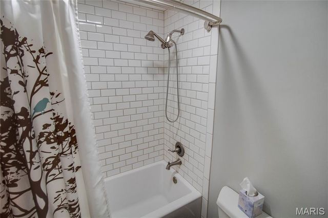 1705 Cordell Court, Godfrey, IL 62035