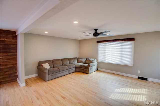 1705 Cordell Court, Godfrey, IL 62035