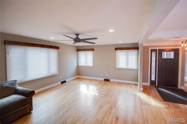 1705 Cordell Court, Godfrey, IL 62035