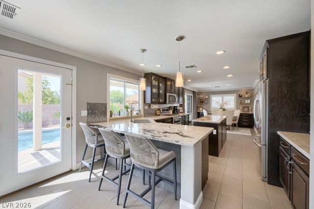 1921 Moonlight Bluff Avenue, North Las Vegas, NV 89084